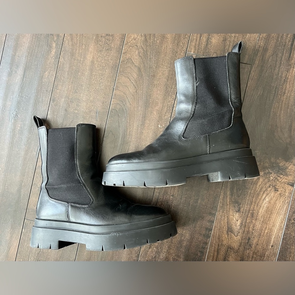 Zara Chunky Chelsea Boots